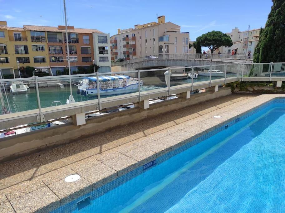 Confortable Appartement Grande Terrasse Piscine Parking Clim Agde Exterior photo